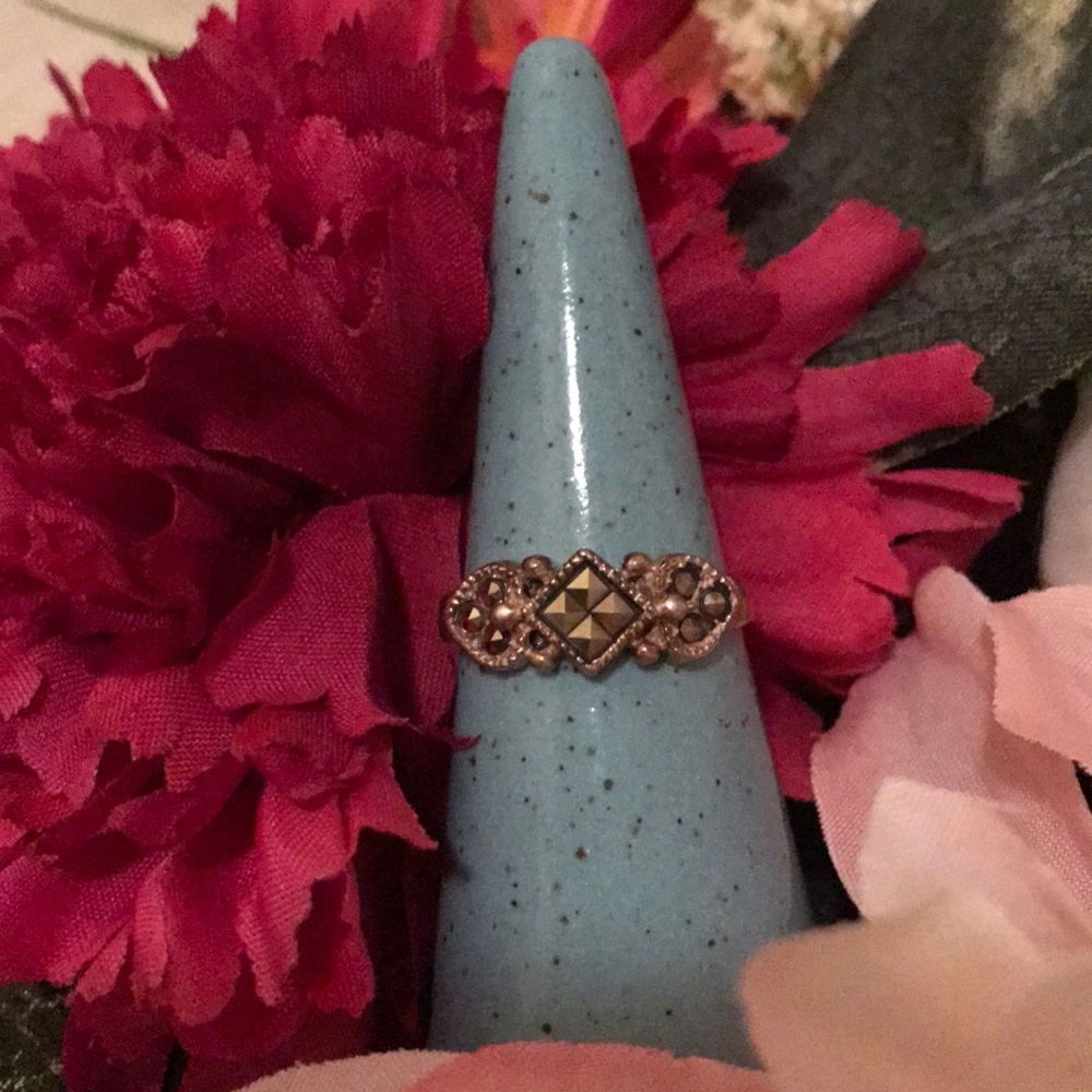Sterling silver/marquisate ring size 8 - Picture 2 of 6